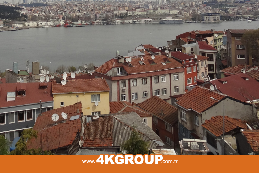 Обычная квартира в Стамбуле.