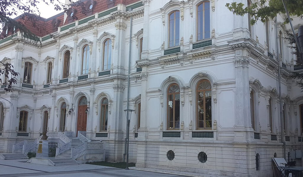 عادله سلطان Adile Sultan Sarayi