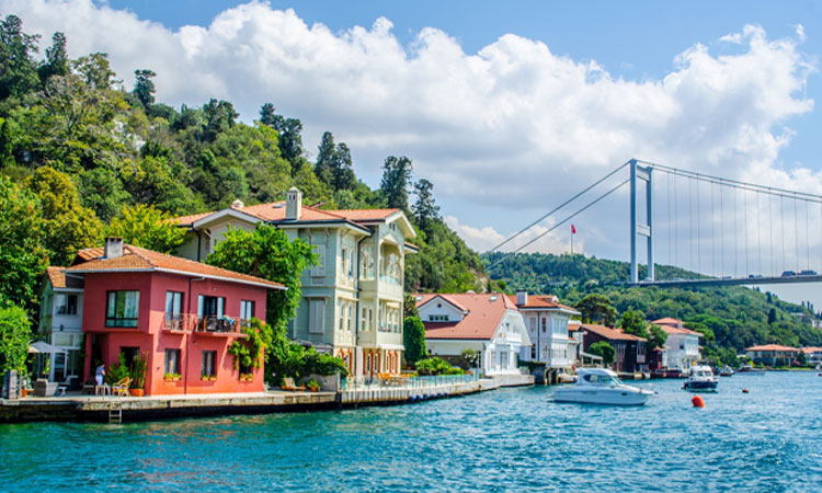 The best neighborhoods in Istanbul for buying luxury real estate 1 ویلاهای لاکچری استانبول luxury real estate